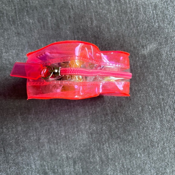 Vintage! PINK Victoria's Secret Heart-Shaped Mini Bag - Neon Pink - Picture 2 of 4